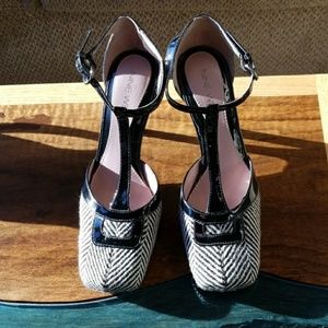 Darling profession shoe with 3" stiletto heal.